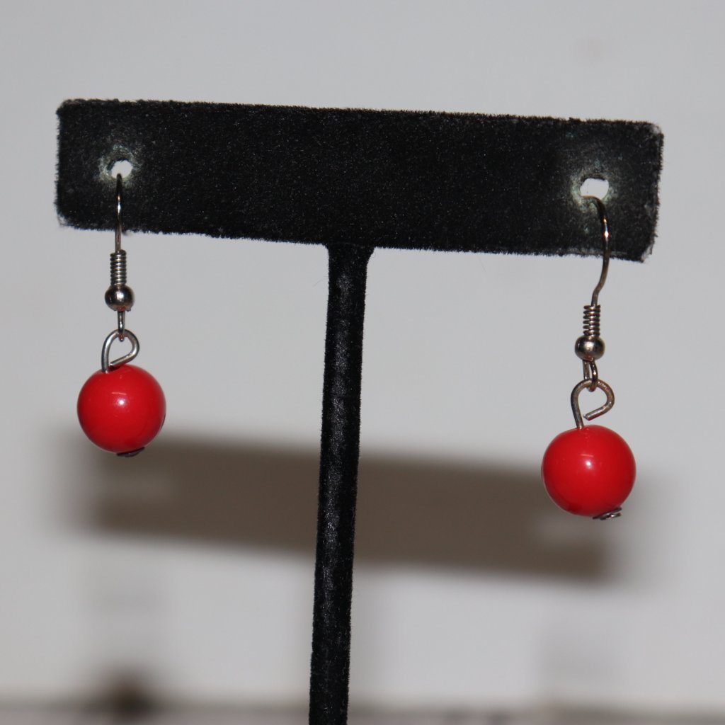 Red Bead Dangle Earrings 125 Tall 10$